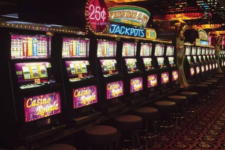 Online Slots gkk777 game